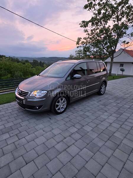 Volkswagen Touran 1.4 TSI