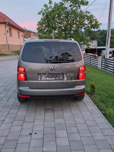 Volkswagen Touran 1.4 TSI