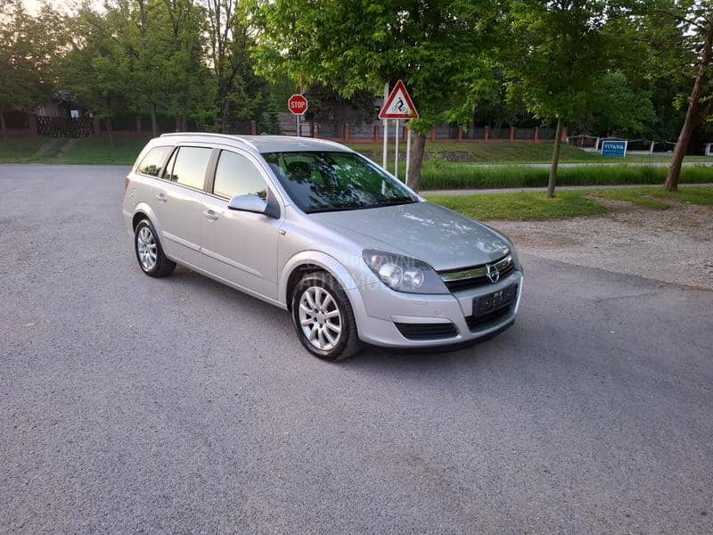 Opel Astra H ELEGANCE