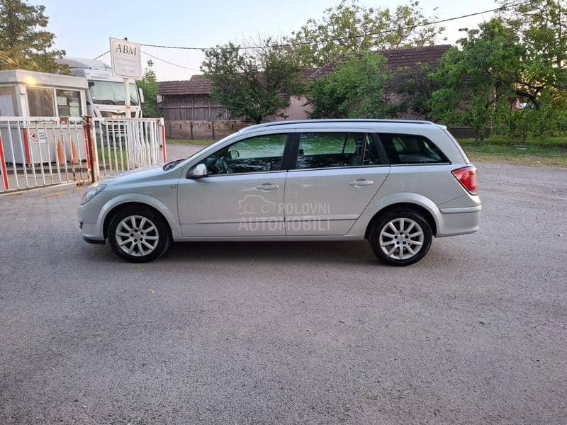 Opel Astra H ELEGANCE