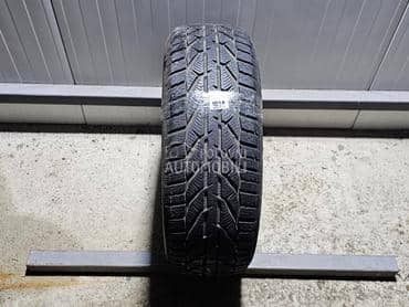 Tigar 215/55 R17 Zimska