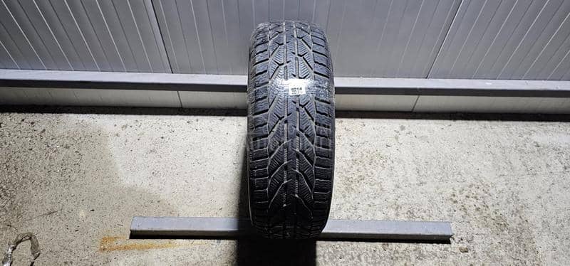 Tigar 215/55 R17 Zimska