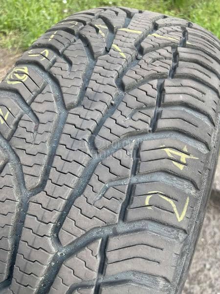Uniroyal 205/55 R16 Zimska