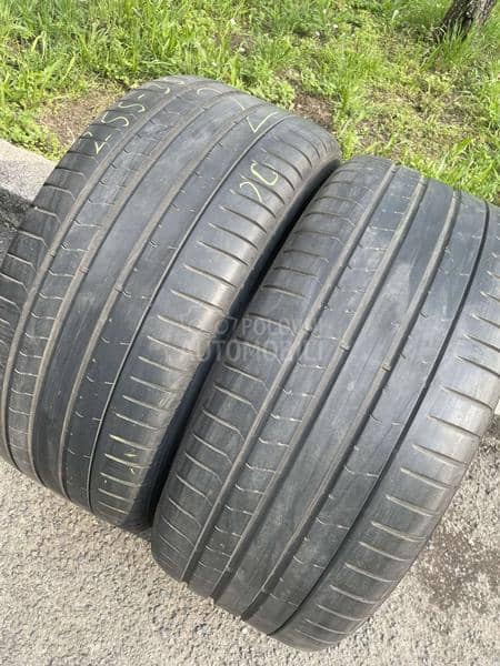 Pirelli 255/35 R19 Letnja