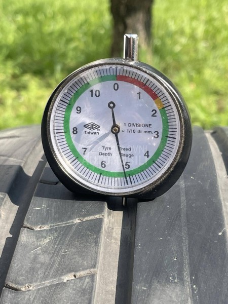 Pirelli 255/35 R19 Letnja