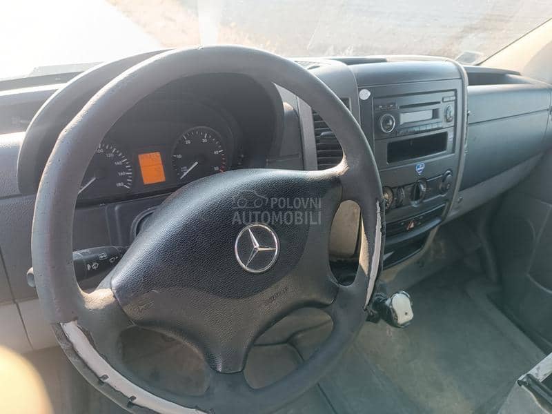 Sprinter Delovi