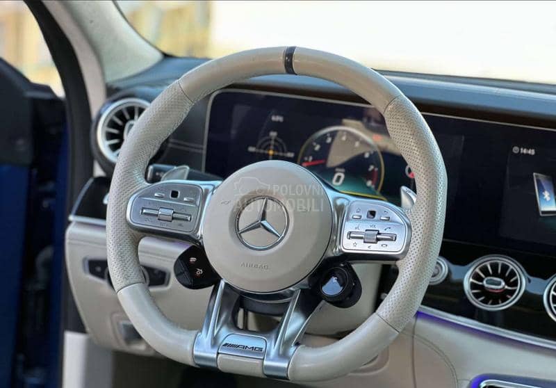 Mercedes Benz GT 63 AMG briliant blue mango
