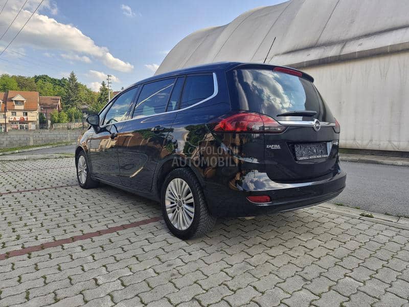 Opel Zafira 1.6 cosmo metan
