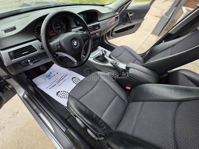 BMW 318 D    N.A.V.I