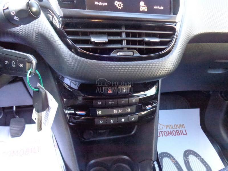 Peugeot 2008 1.5 HDI 2019 SIGNA