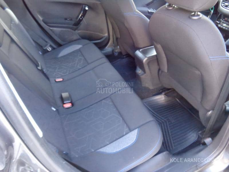 Peugeot 2008 1.5 HDI 2019 SIGNA