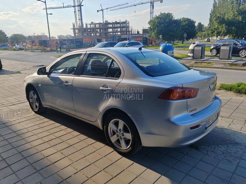 Mitsubishi Lancer 2.0