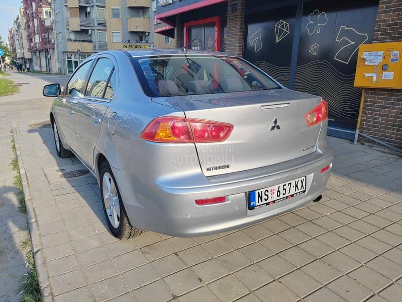 Mitsubishi Lancer 2.0