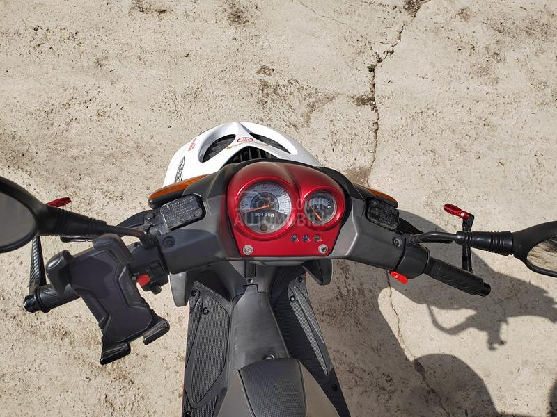 Yamaha aerox