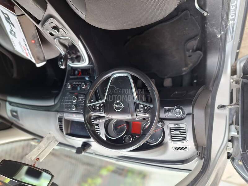 polovni delovi komplet auto