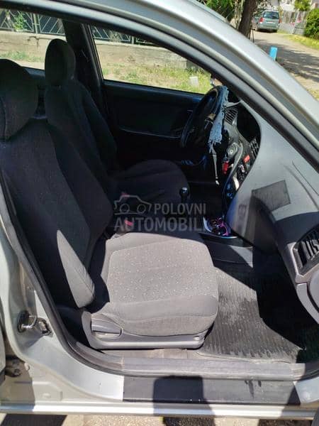 Hyundai Elantra 1.6 HDI