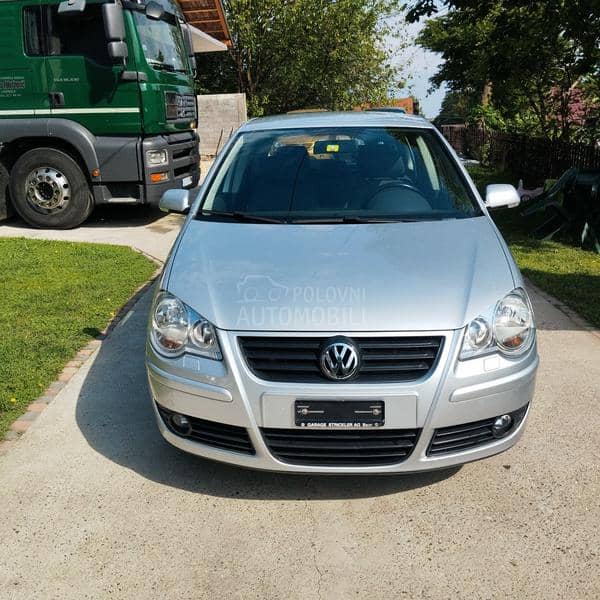 Volkswagen Polo 1.6 b CH