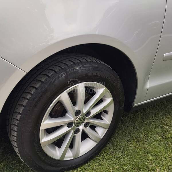 Volkswagen Polo 1.6 b CH