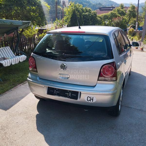 Volkswagen Polo 1.6 b CH