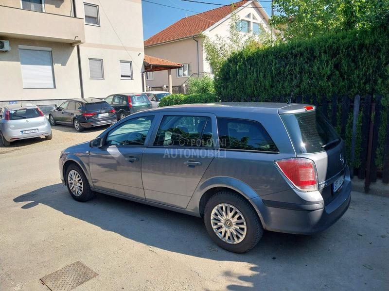 Opel Astra H 1.7 cdti