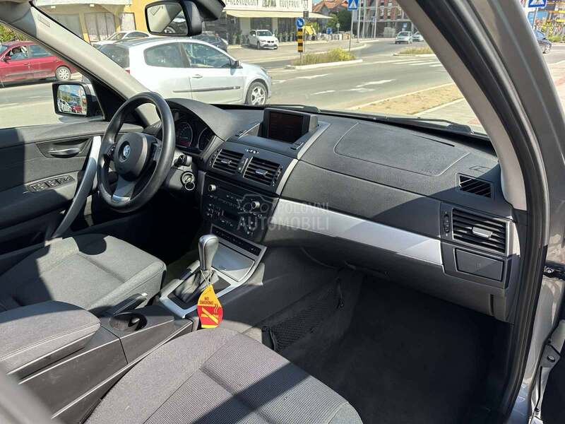 BMW X3 2.0 CH