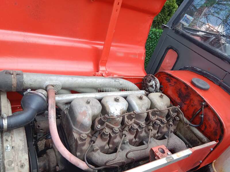 Zetor 6711