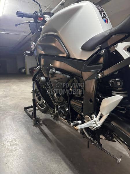BMW K1200r