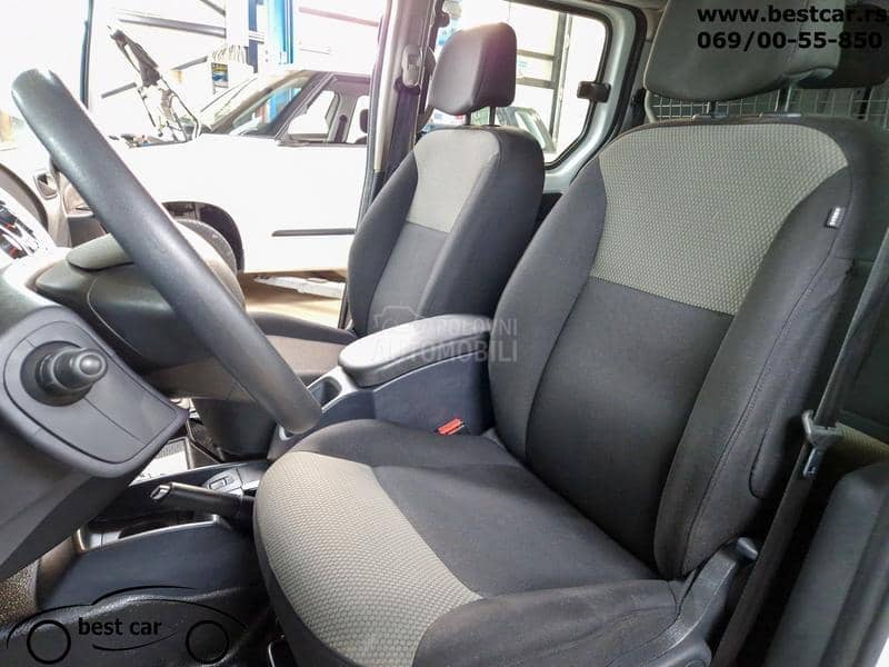 Renault Kangoo MAXI 5 Sedista N1