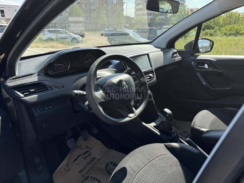 Peugeot 208 1.6 CH