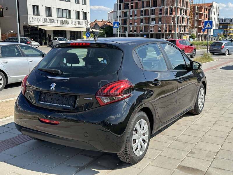 Peugeot 208 1.6 CH