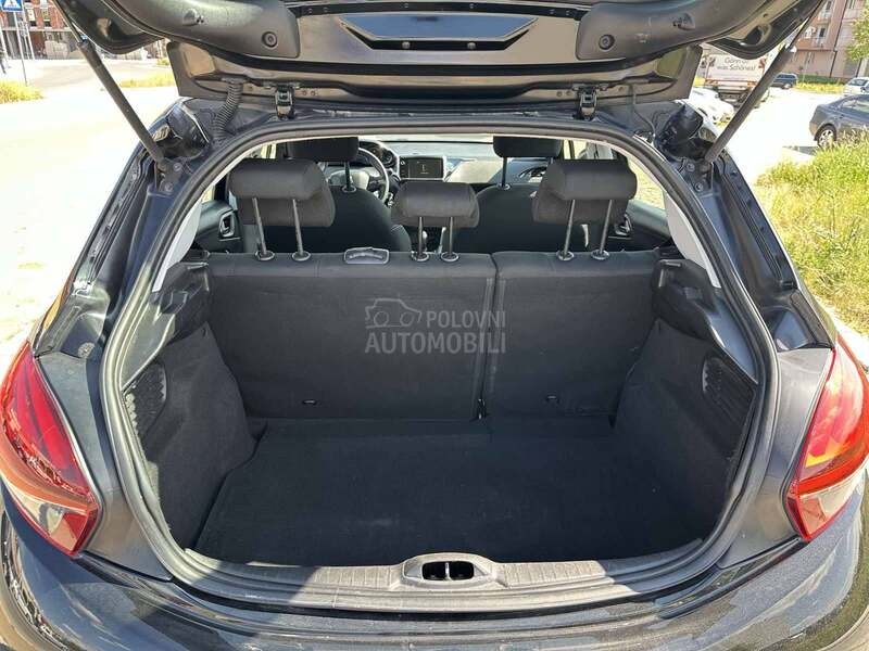 Peugeot 208 1.6 CH