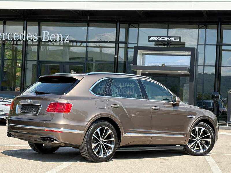Bentley Bentayga V8