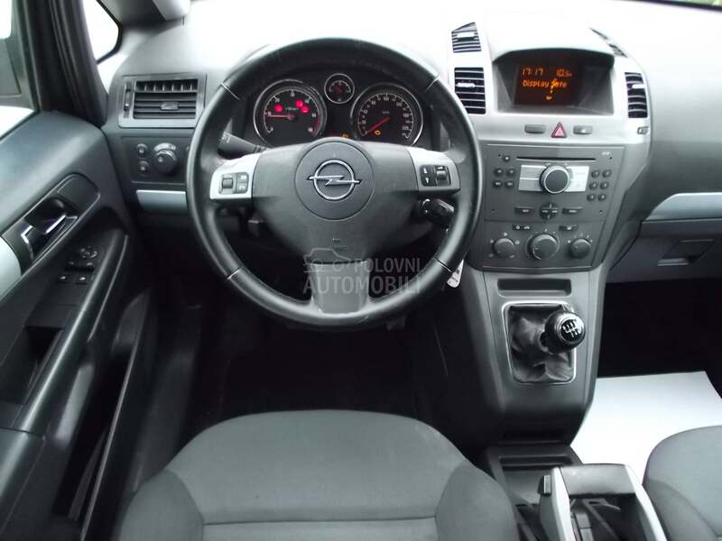 Opel Zafira 1.9 CDTI 7 SIC