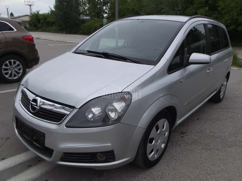 Opel Zafira 1.9 CDTI 7 SIC