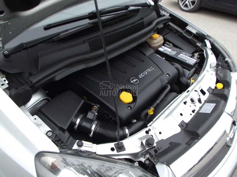 Opel Zafira 1.9 CDTI 7 SIC