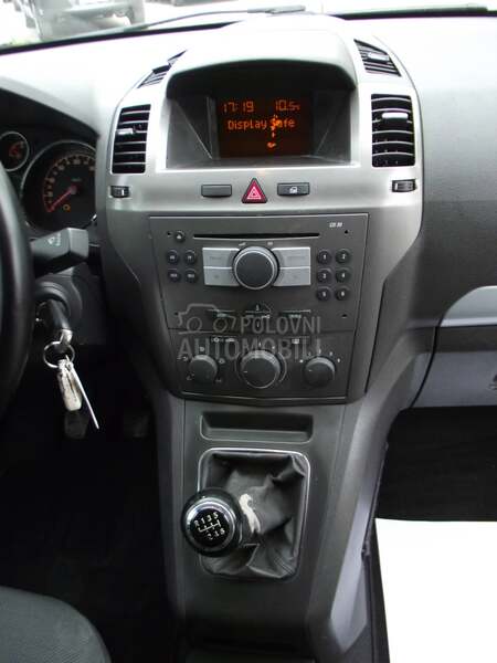 Opel Zafira 1.9 CDTI 7 SIC
