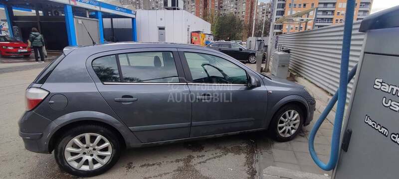 Opel Astra H 1.6 Twinport 16V