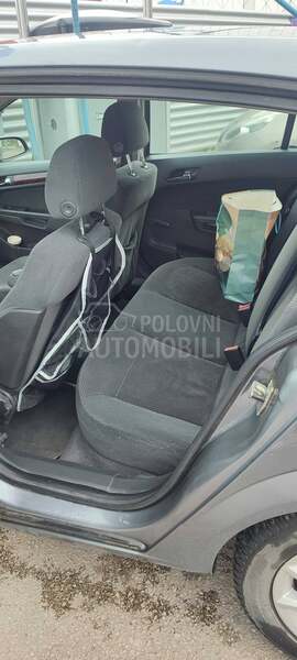 Opel Astra H 1.6 Twinport 16V