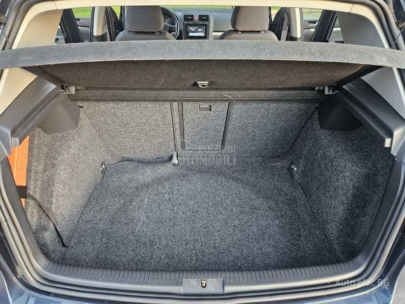 Volkswagen Golf 5 1.6FSI GOAL