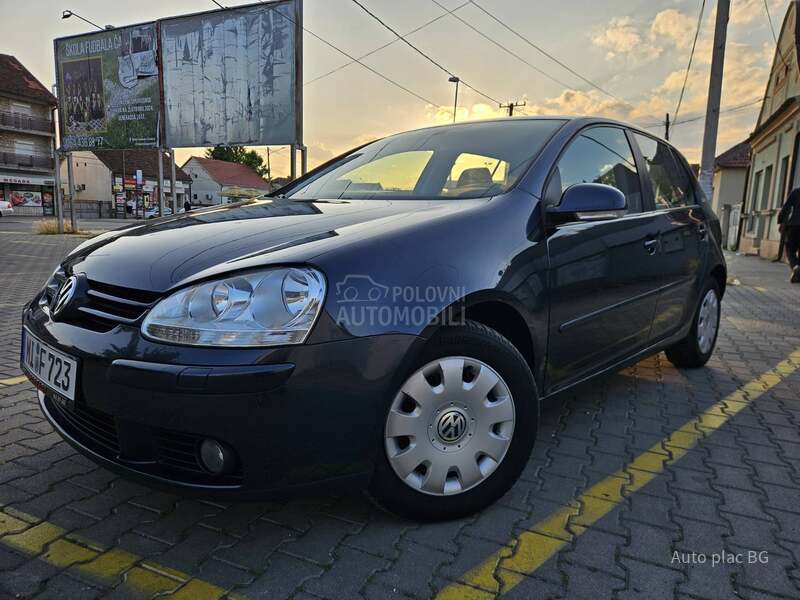 Volkswagen Golf 5 1.6FSI GOAL