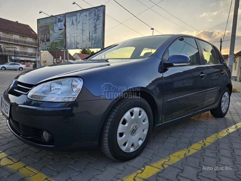 Volkswagen Golf 5 1.6FSI GOAL