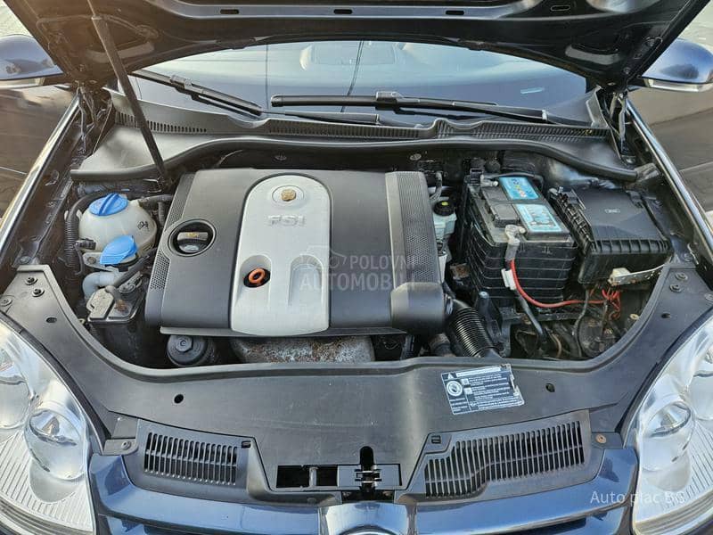 Volkswagen Golf 5 1.6FSI GOAL