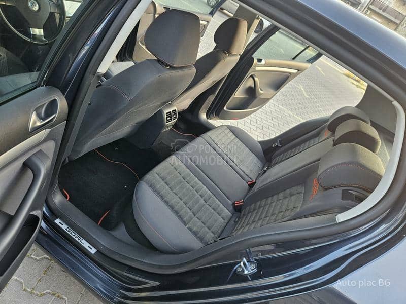 Volkswagen Golf 5 1.6FSI GOAL