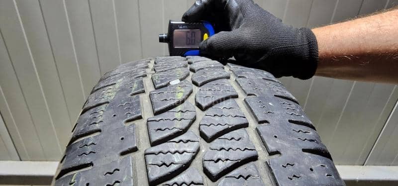 Riken 235/65 R16 Zimska
