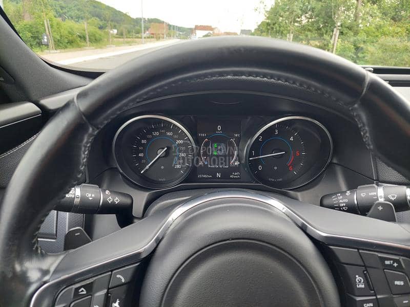 Jaguar XF AWD R- sport