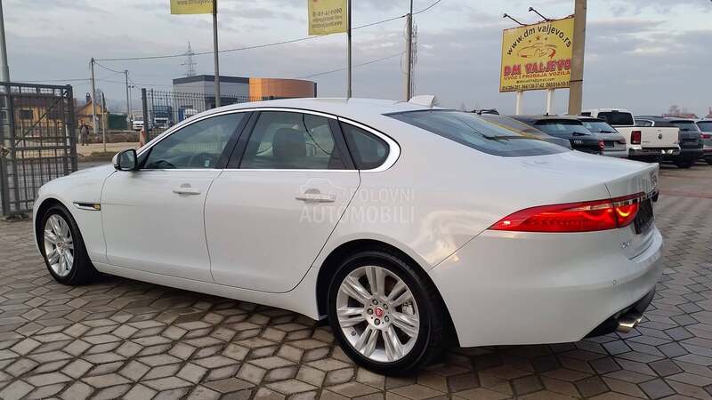 Jaguar XF 2.0 PRESTIGE/AUT/FUL