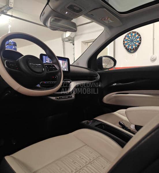 Fiat 500e 