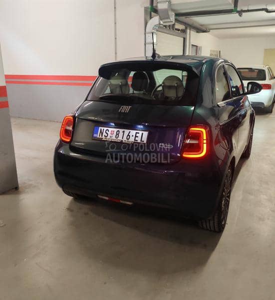 Fiat 500e 