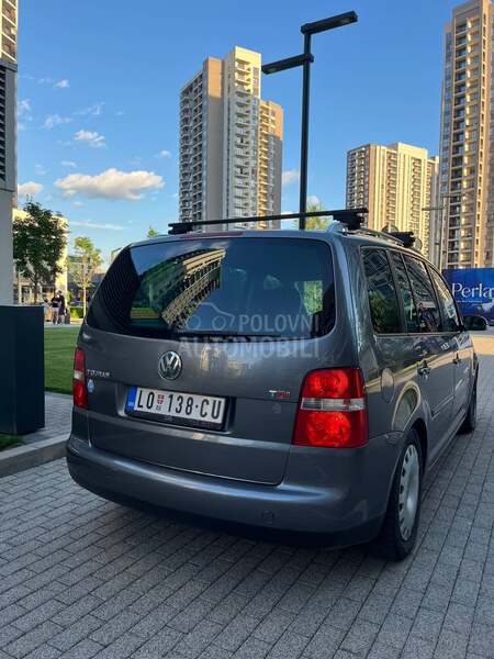 Volkswagen Touran 2.0TDI