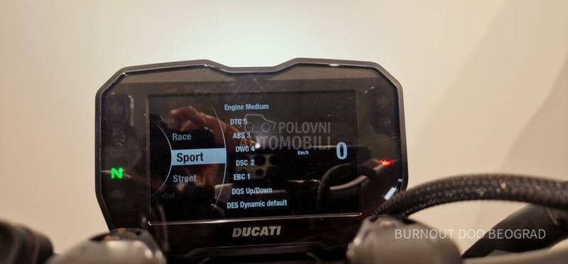 Ducati Streetfighter V4 S